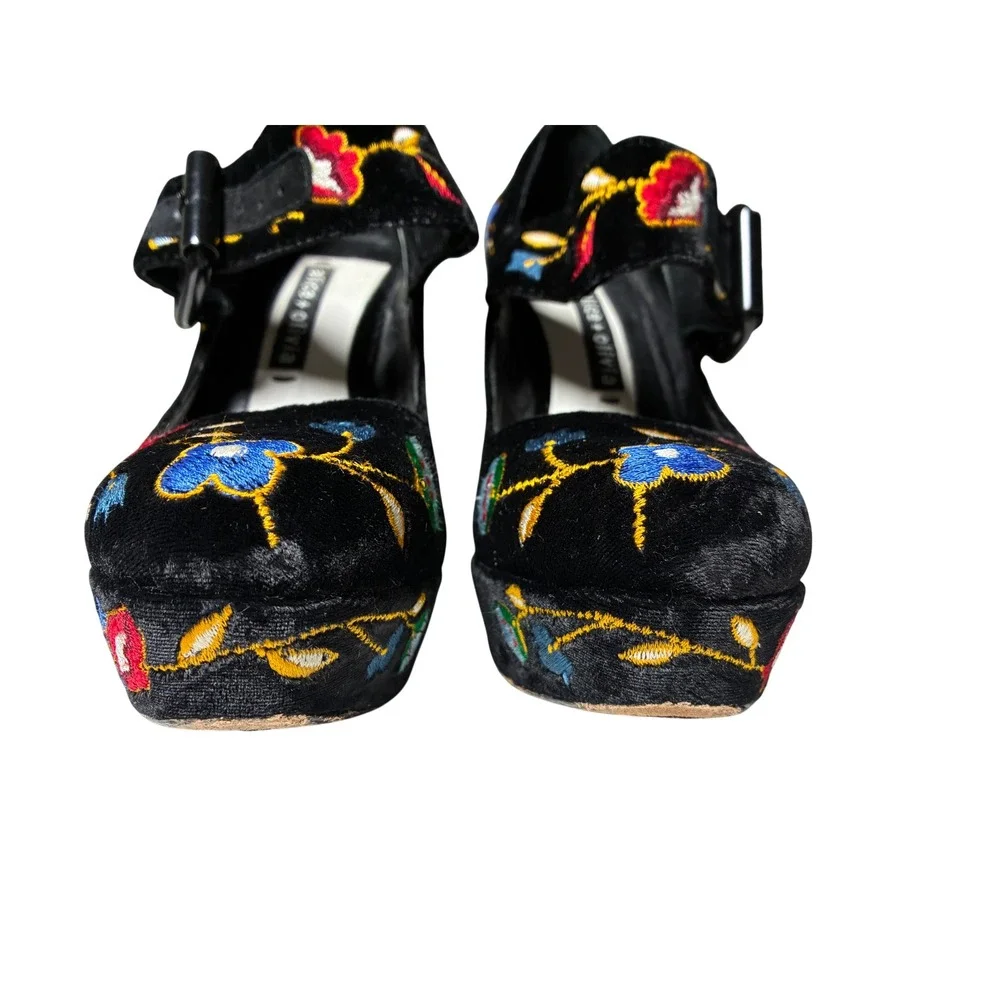 Alice + Olivia Embroidered Velvet Platform Mary Jane Block Heel Pumps EU 37 US 7